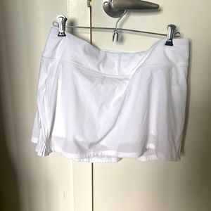 Tennis skirt - play off the pleats